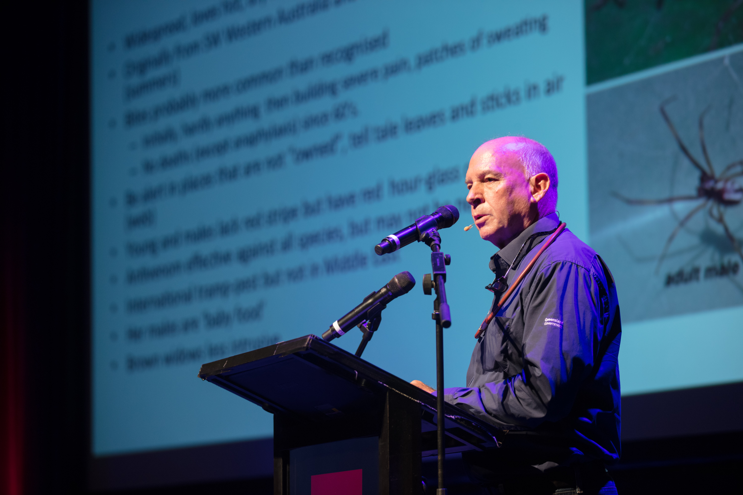 Dr Robert Raven presenting at World Science Festival Brisbane 2017
